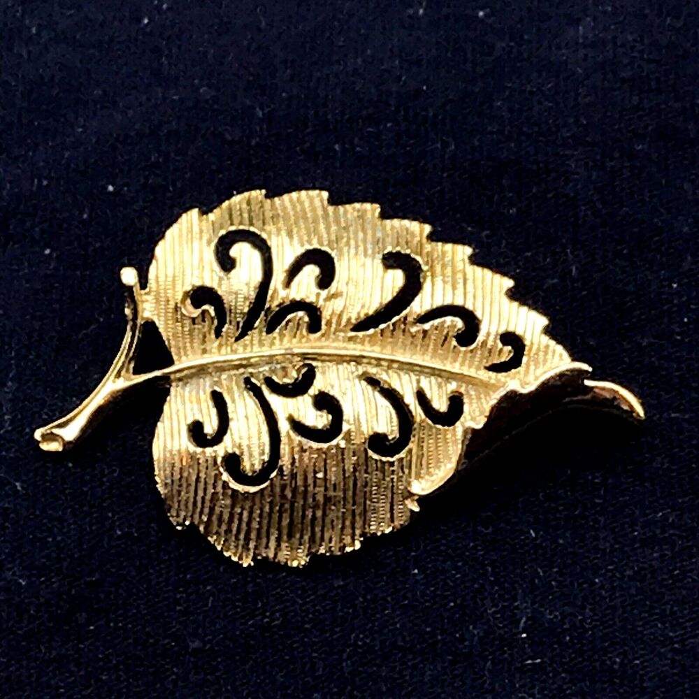 Leaf Gold Tone Brooch Pin Vintage By Gerry’s